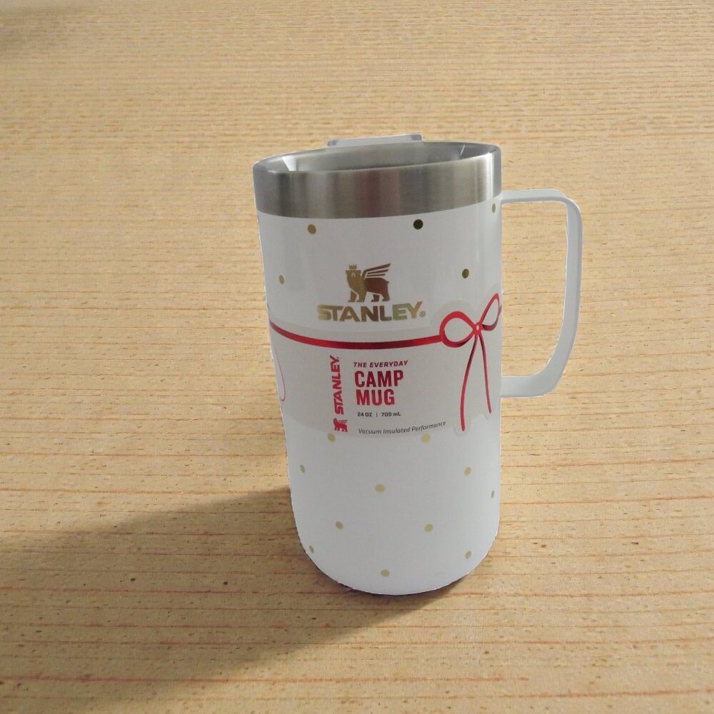 The Stanley Stay-Hot Camp Mug,24 oz, White Gold Frost,NWT, No box